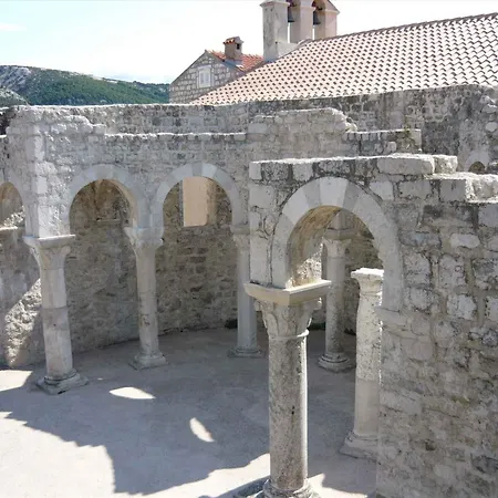 Barbat 9 Apartamento *